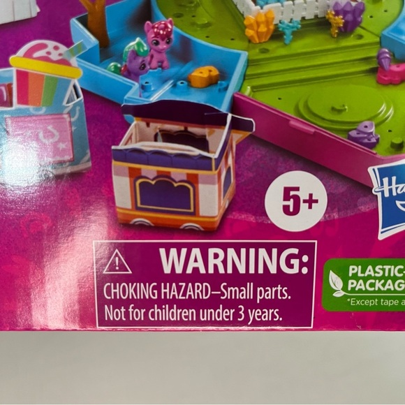 NWT My Little Pony 60 plus piece Mini World Magic Epic Mini Crystal Brighthouse - Picture 7 of 9